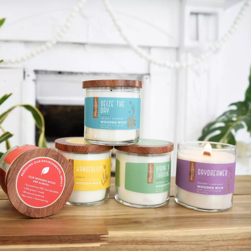 Bougie parfumée soja huiles essentielles Candle-lite Essential Elements 454 g - Wanderlust