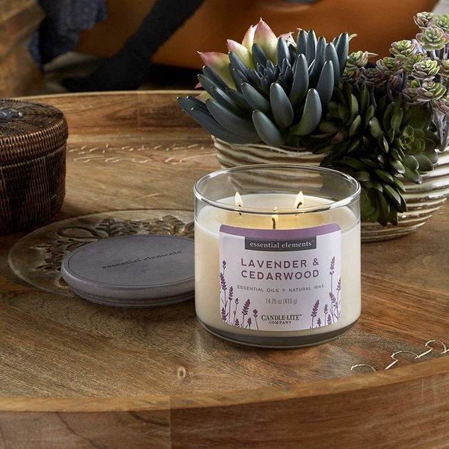 Naturel bougie parfumée aux huiles essentielles Candle-lite Essential Elements - Lavender Cedarwood