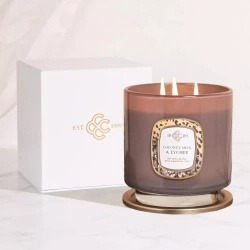 Luxurious scented candle Coconut Milk Lychee Colonial Candle